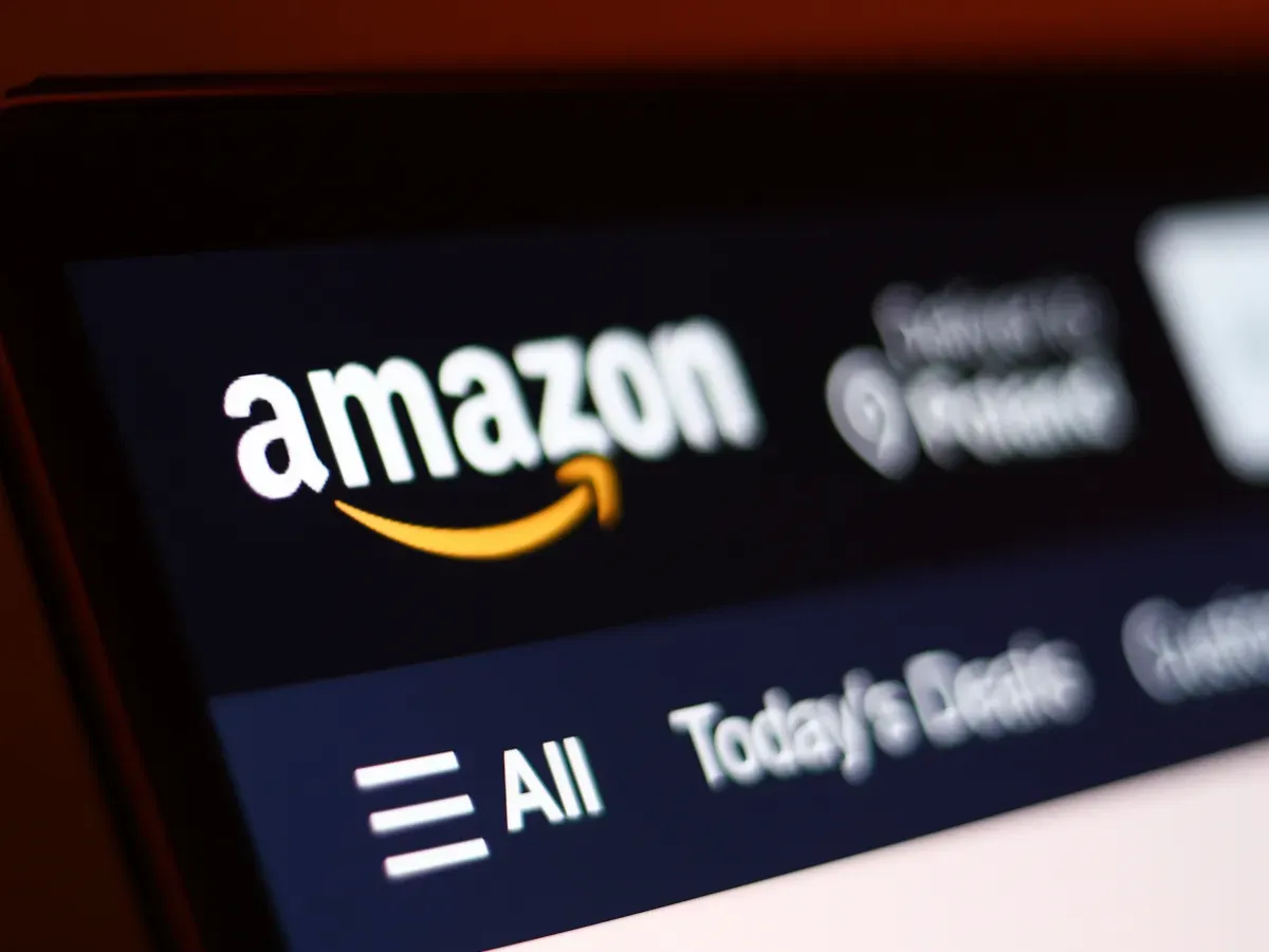 ‘Buy The Freaking Dip!’ Retail Traders Rally Behind Amazon As Stock Tanks Despite Crushing Q2 Estimates