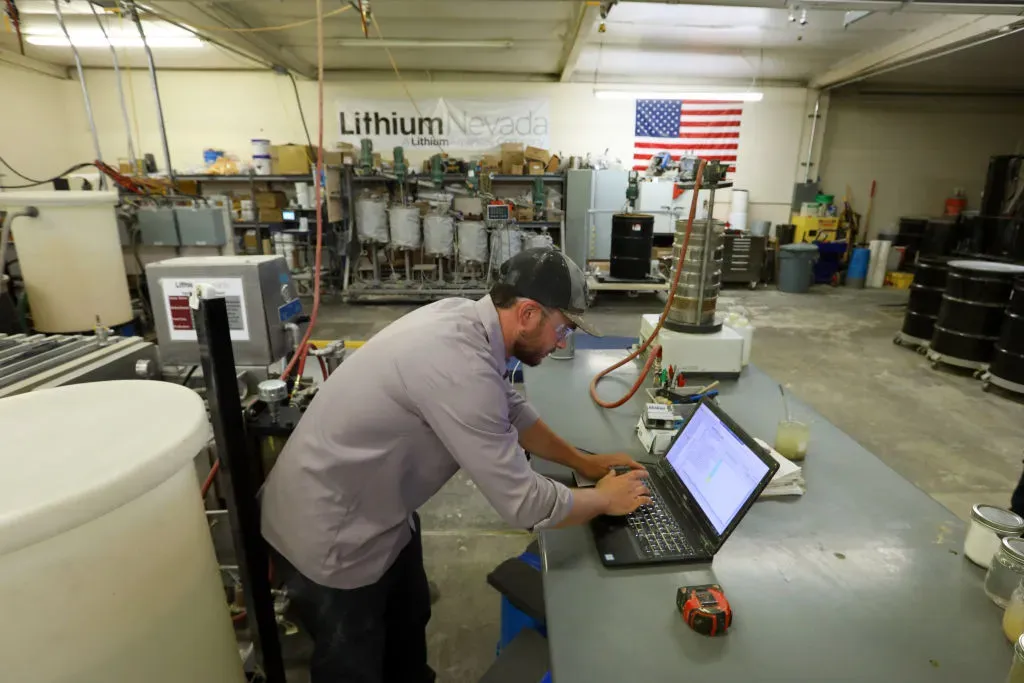 Lithium Americas Corp. has created a new process to extract lithium from clay, which will be used in the proposed mining site at Thacker pass.