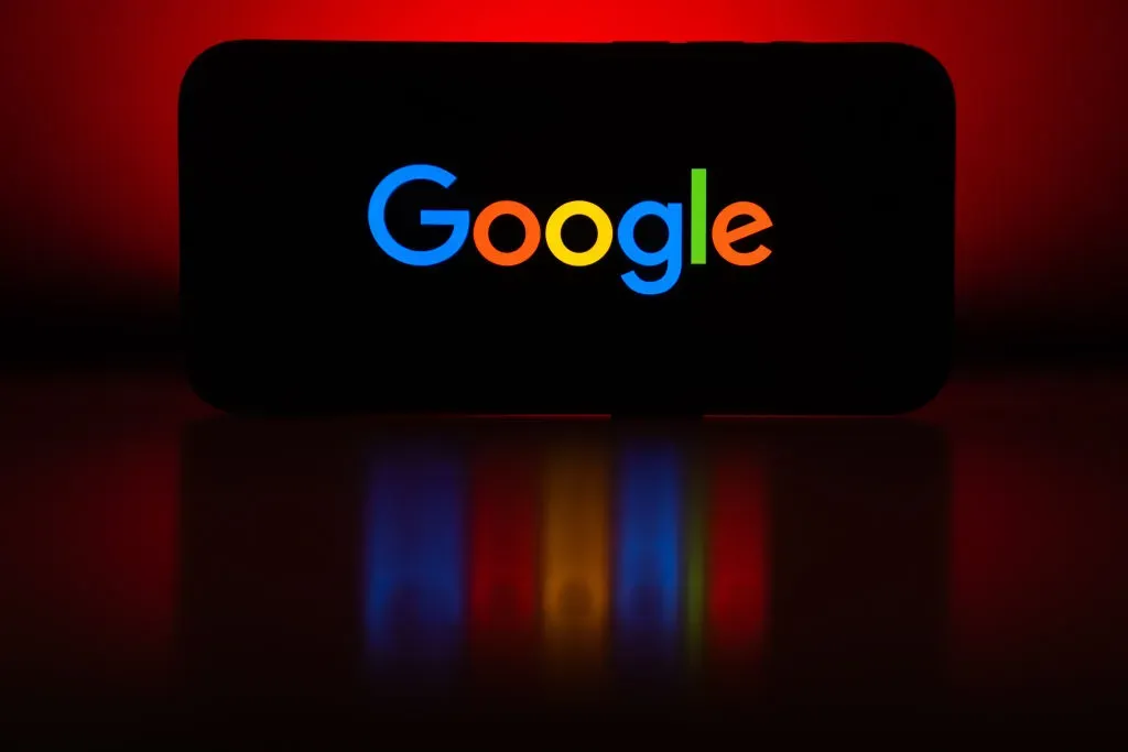  In this photo illustration, logo of Google is displayed on a mobile phone screen in Ankara, Turkiye on August 20, 2024.
