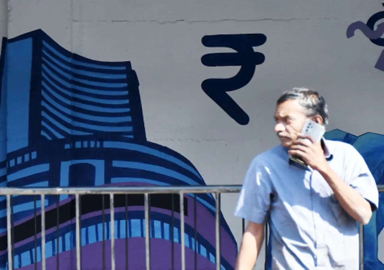 India Stock Markets: Nifty, Sensex Edge Higher As Private Banks Offset Broader Losses