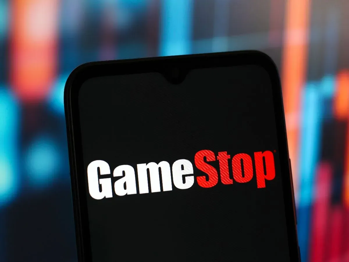 GameStop Stock Pops Off 6‑Day Slide: Retail Buzz Builds Around New Digital Trading Cards Platform