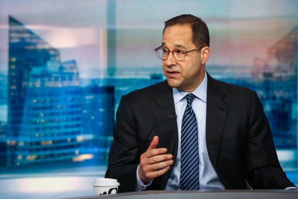 Neuberger Berman Group LLC President And Chief Investment Officer Joseph Amato Interview