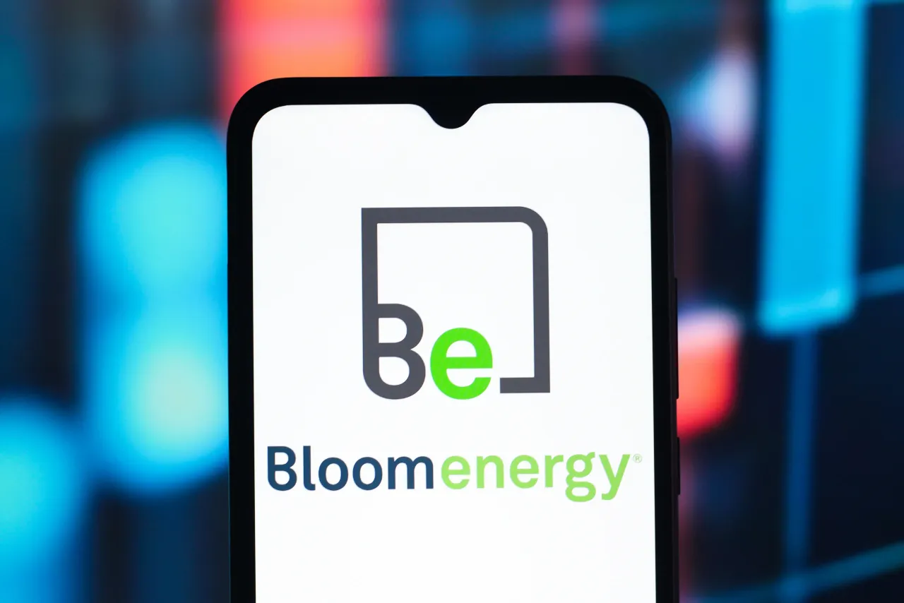 In this photo illustration, the Bloom Energy (Be) logo is seen displayed on a smartphone screen. 