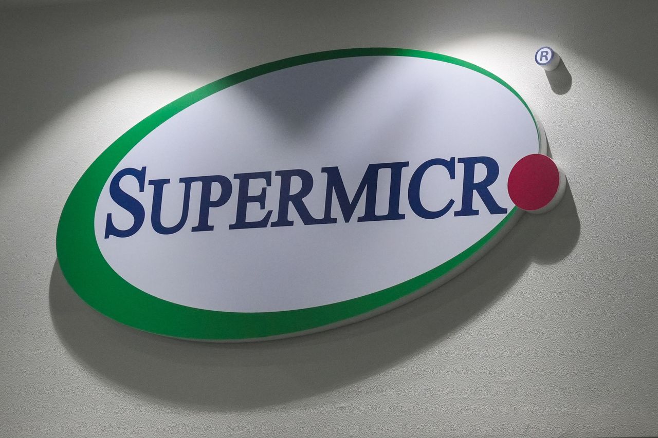 A logo of Supermicro, American Total IT Solution Provider for Cloud, AI/ML, Storage, and 5G/Edge seen at COMPUTEX 2023 in Taipei. (Photo by Walid Berrazeg/SOPA Images/LightRocket via Getty Images)