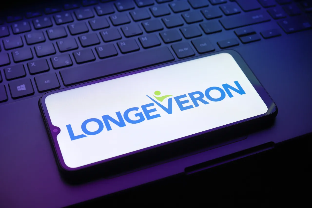 The Longeveron, Inc. logo appears on a smartphone screen in this illustration photo in Reno, United States, on January 3, 2025. (Photo Illustration by Jaque Silva/NurPhoto via Getty Images)