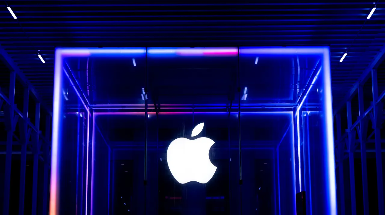 The Apple logo, taken at the Apple Store on 5th Avenue in Manhattan. 