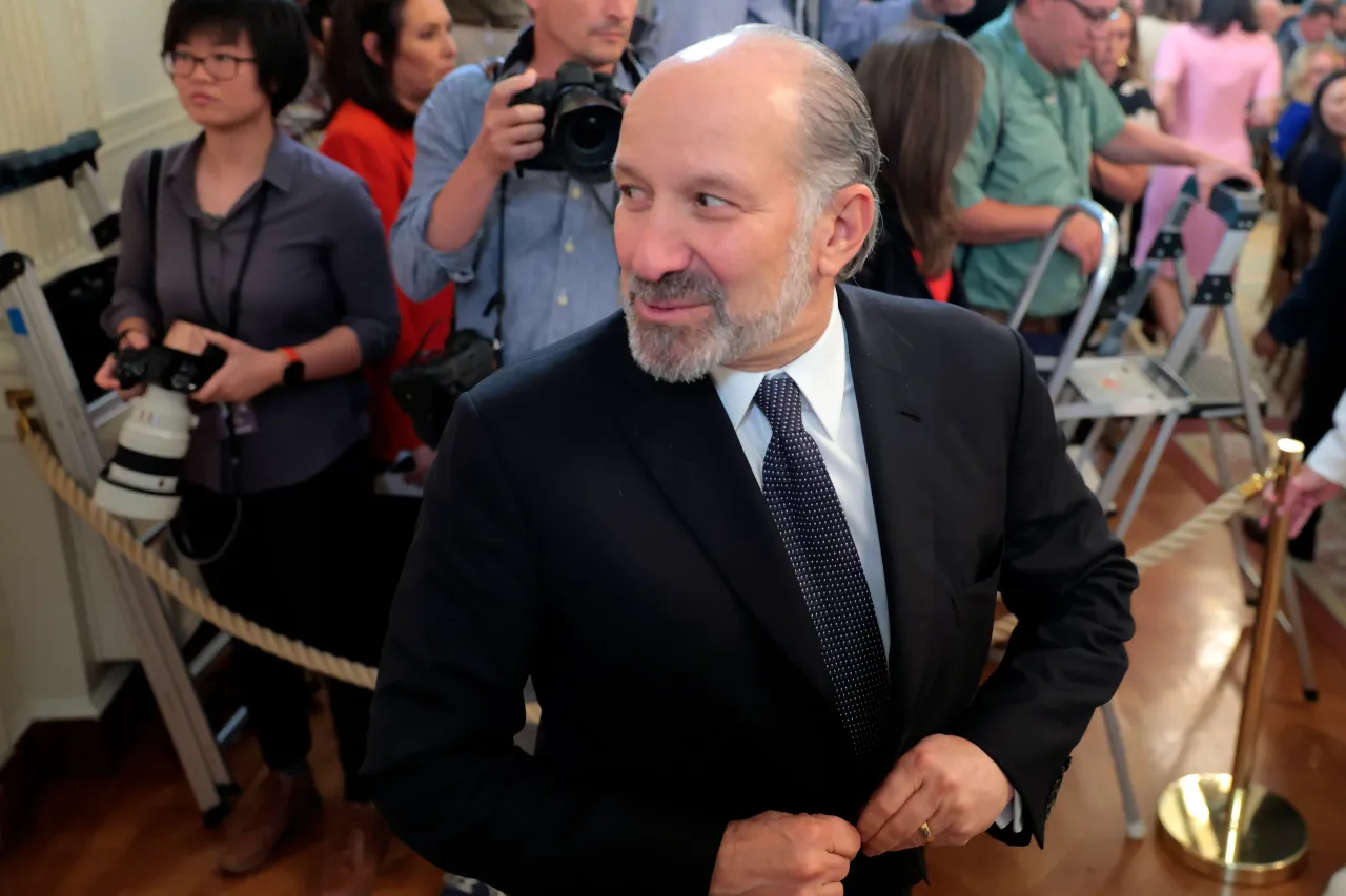  U.S. Commerce Secretary Howard Lutnick arrives for the signing ceremony for the “GENIUS Act” in the East Room of the White House July 18, 2025 in Washington, DC. 