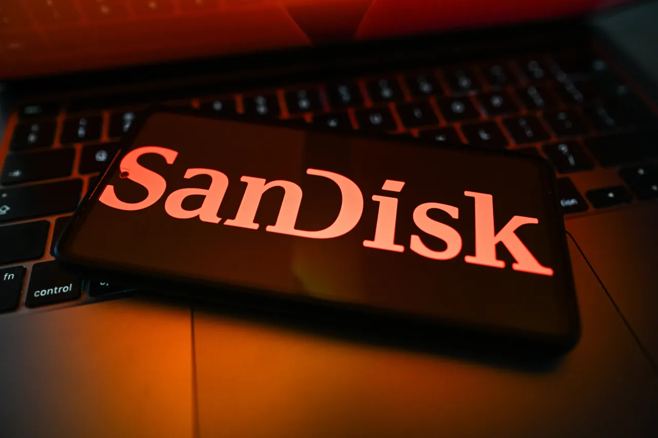 In this photo illustration, the Sandisk logo is displayed on a smartphone. (Photo Illustration by Omar Marques/SOPA Images/LightRocket via Getty Images)