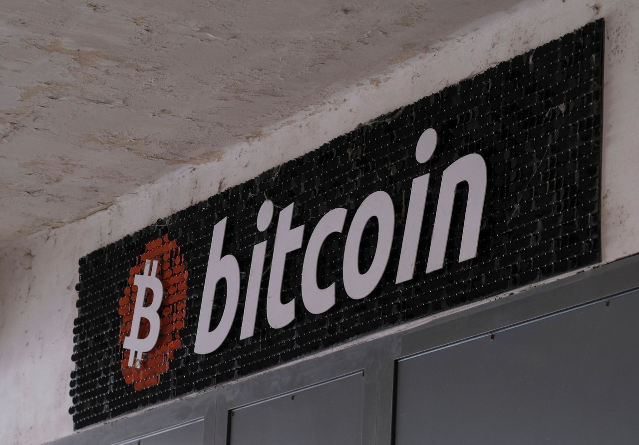 Bitcoin 16 July 2026, Slovakia, Bratislava: A sign that says "bitcoin." Photo: Jens Kalaene/dpa (Photo by Jens Kalaene/picture alliance via Getty Images)