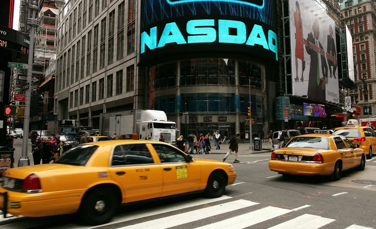 The NASDAQ MarketSite in Times Square is seen November 20, 2006 in New York City. (Photo by Spencer Platt/Getty Images)