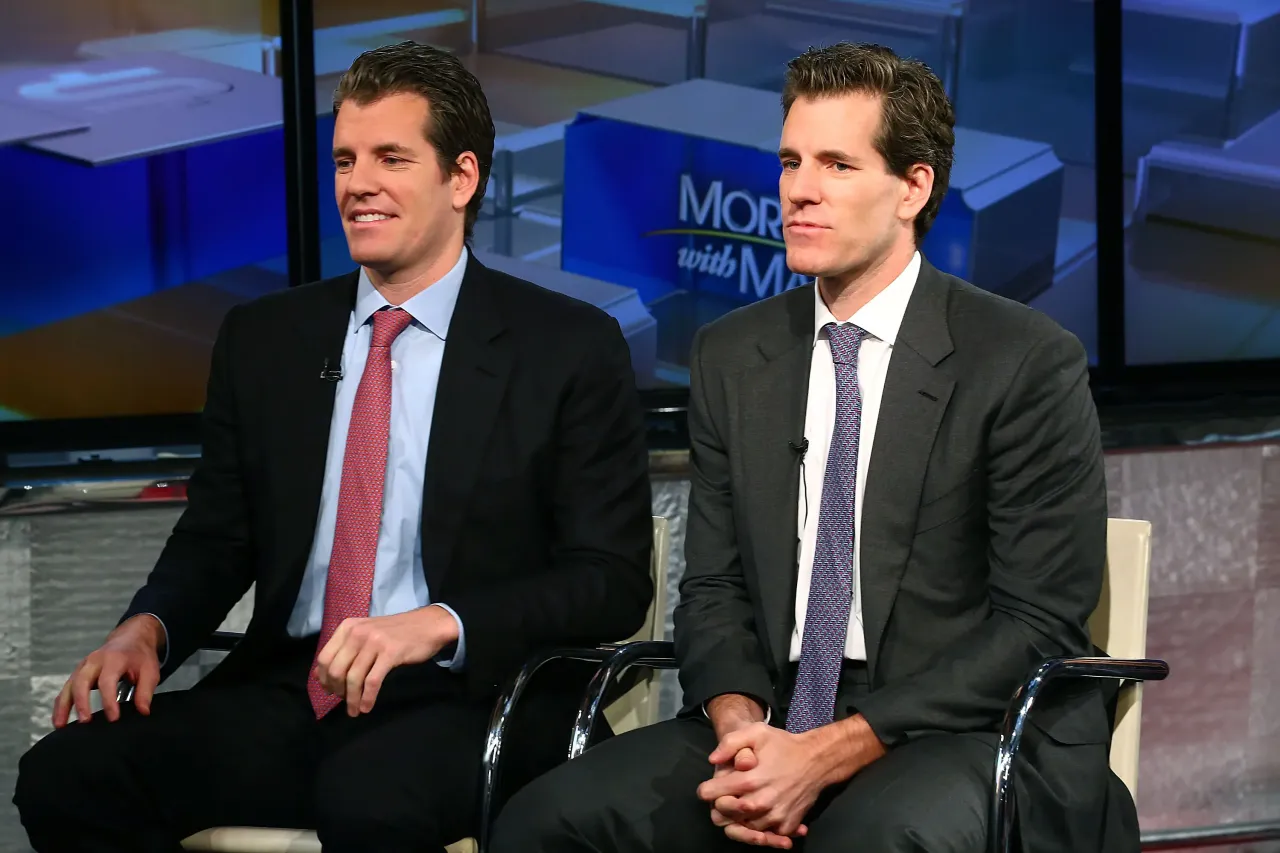 Tyler Winklevoss and Cameron Winklevoss discuss bitcoin with with Maria Bartiromo during FOX Business' "Mornings With Maria" at FOX Studios on December 11, 2017 in New York City. (Photo by Astrid Stawiarz/Getty Images)