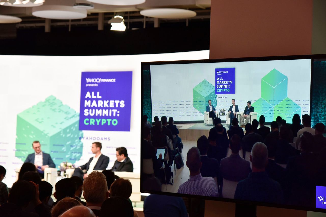 Tom Lee Says Crypto Is A 'Huge Winner' As Banks Move Toward Tech-Style Valuations, While Dan Ives Calls AI A 'Two-Horse Race'