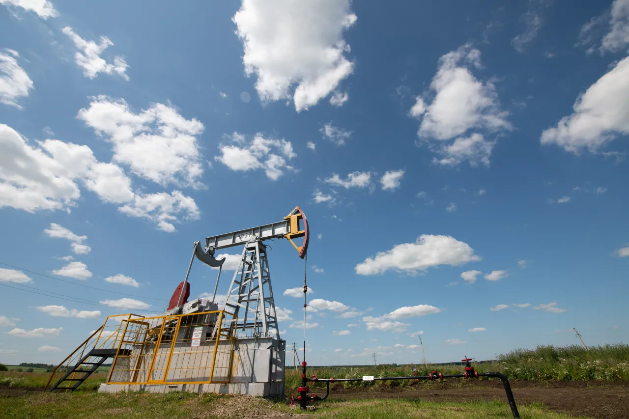 Oil pumping units are seen as the results of the first quarter of 2025, 8.3 million tons of oil are produced in the Republic of Tatarstan on July 14, 2025.