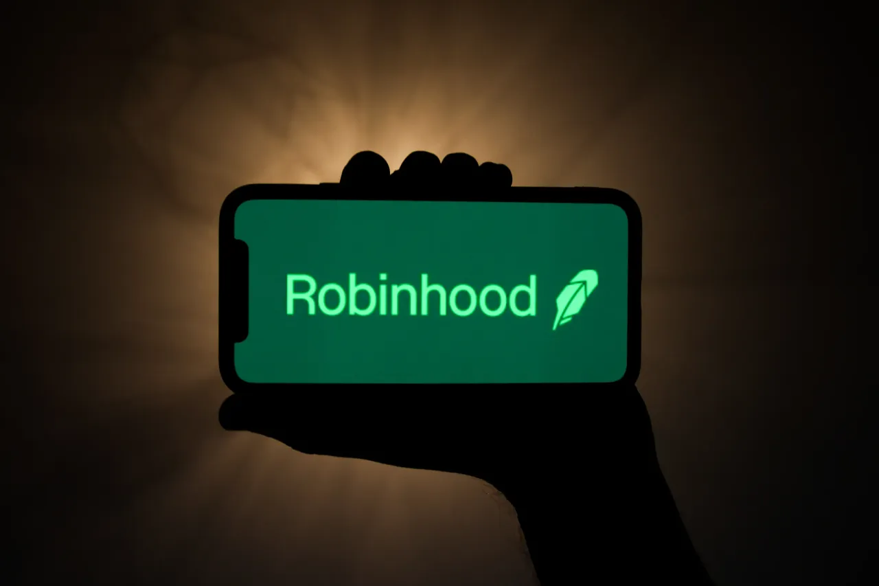 Robinhood logo displayed on a phone screen is seen in this illustration photo taken in Krakow, Poland on June 29, 2021