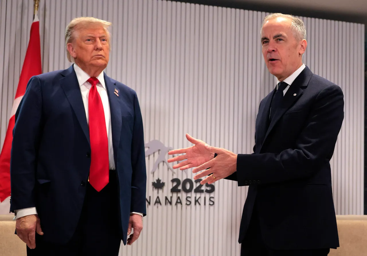  U.S. President Donald Trump and Canadian Prime Minister Mark Carney hold a bilateral meeting during the G7 Leaders' Summit on June 16, 2025 in Kananaskis, Alberta.