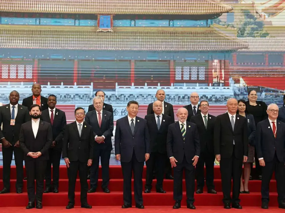 Chinese President Xi Jinping, Brazilian President Luiz Inacio Lula da Silva and other CELAC representatives.