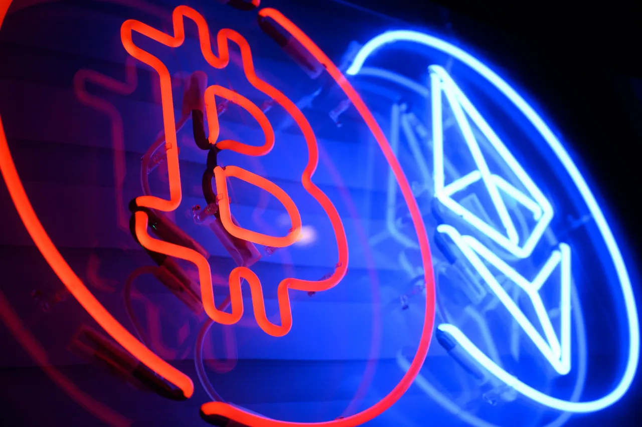 Bitcoin Drops, Ethereum Gains: Crypto Market Liquidations Top $500 Million Following Galaxy Digital Sell-Off
