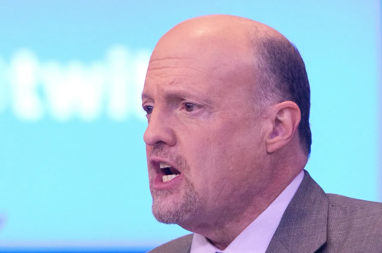 CNBC Mad Money Host Jim Cramer discusses Twitter Inc.'s initial public offering on the floor of the New York Stock Exchange. (Photo by Lars Niki/Corbis via Getty Images)