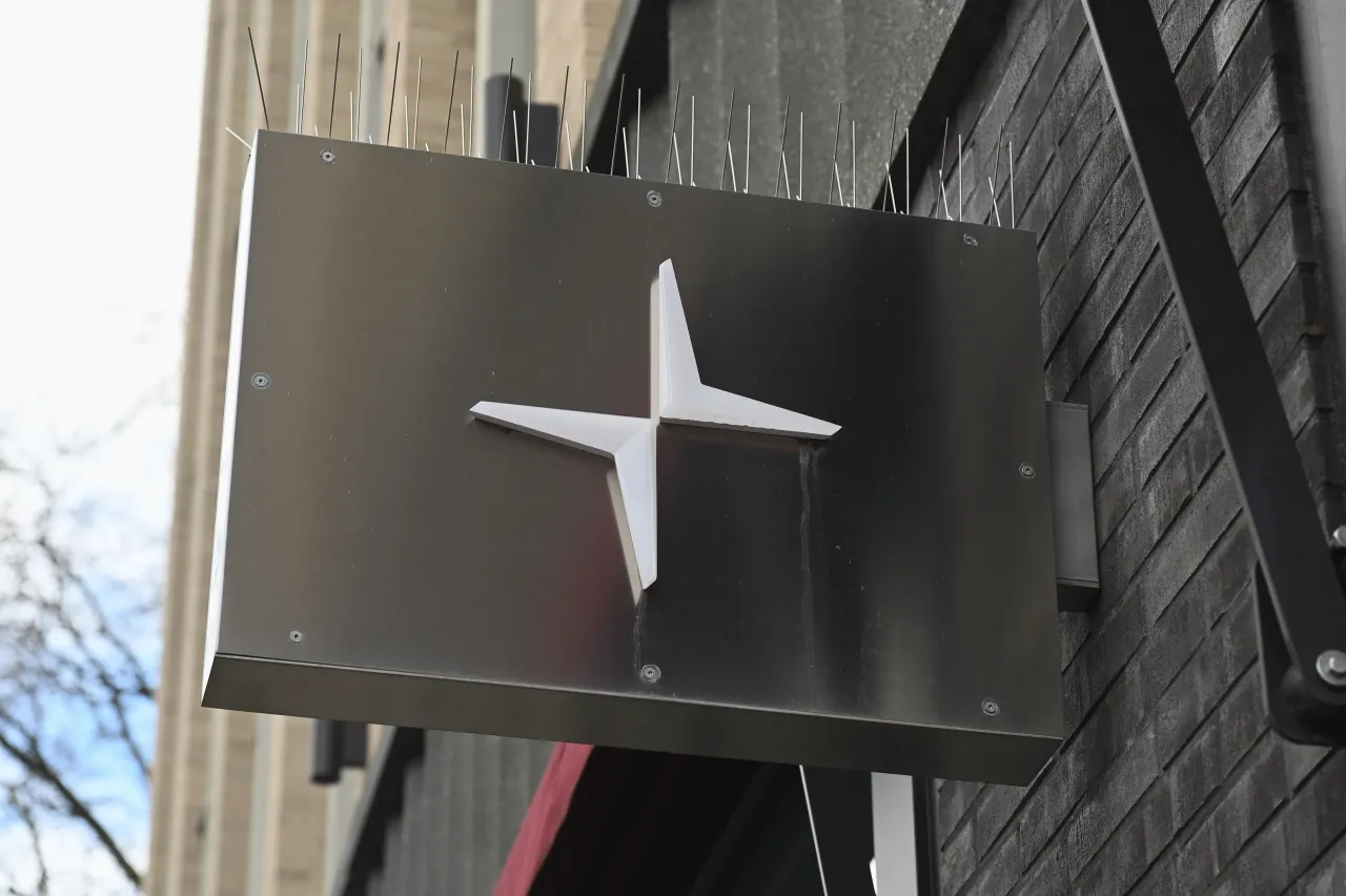 The logo on the Polestar Space showroom of the Swedish premium E car brand Polestar. Photo: Horst Galuschka/dpa (Photo by Horst Galuschka/picture alliance via Getty Images)