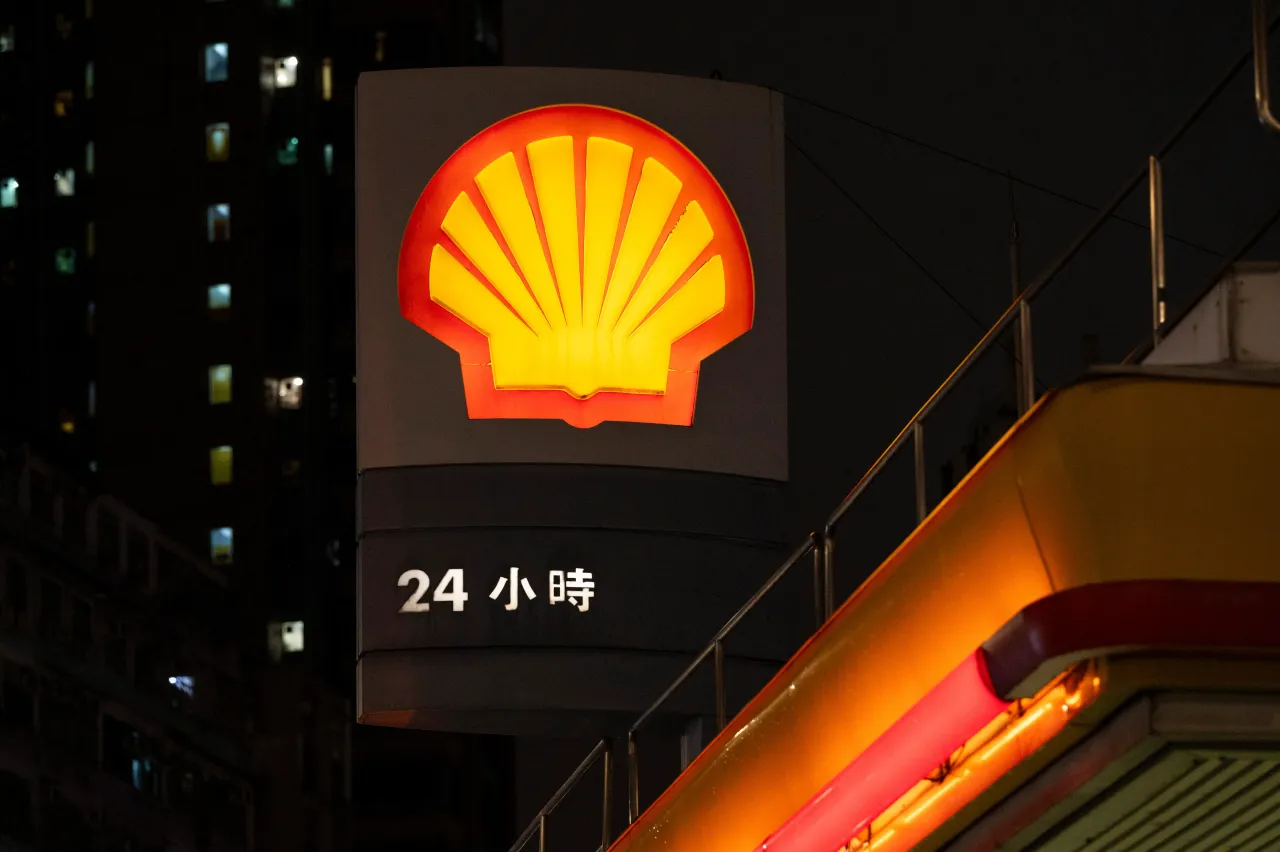 The global group of energy and petrochemical companies Shell Oil Company gas and oil station seen. (Photo by Sebastian Ng/SOPA Images/LightRocket via Getty Images)