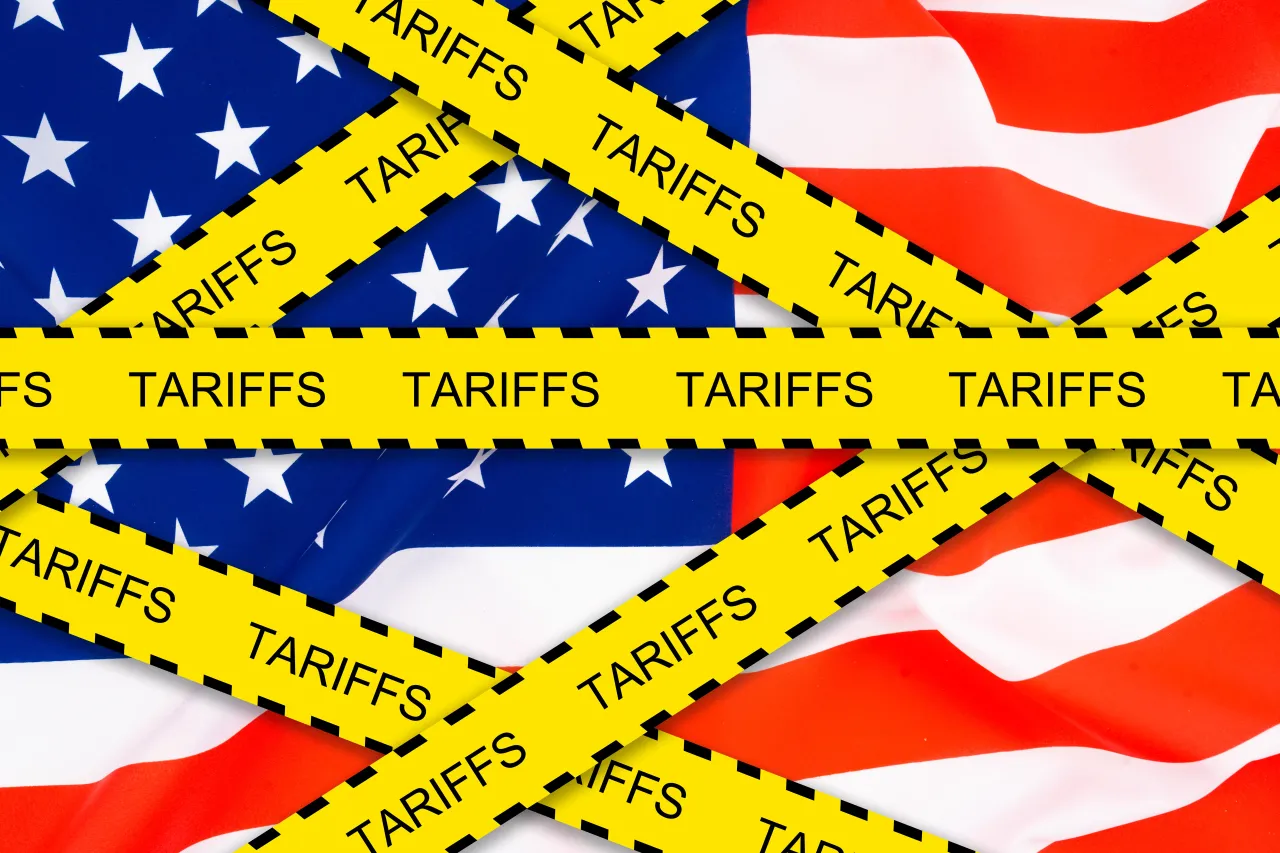 Sentiment on Stocktwits for iShares MSCI South Korea ETF (EWY), iShares MSCI Japan ETF (EWJ), iShares MSCI Thailand ETF (THD), VanEck Vietnam ETF (VNM), SPDR S&P 500 ETF Trust (SPY) were mixed ahead of Trump's August 1 Deadline/ Photo credit: Getty Images