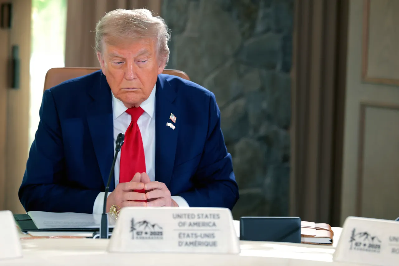  U.S. President Donald Trump participates in a meeting with fellow G7 leaders during a meeting at the G7 Leaders' Summit on June 16, 2025 in Kananaskis, Alberta. (Photo by Chip Somodevilla/Getty Images)