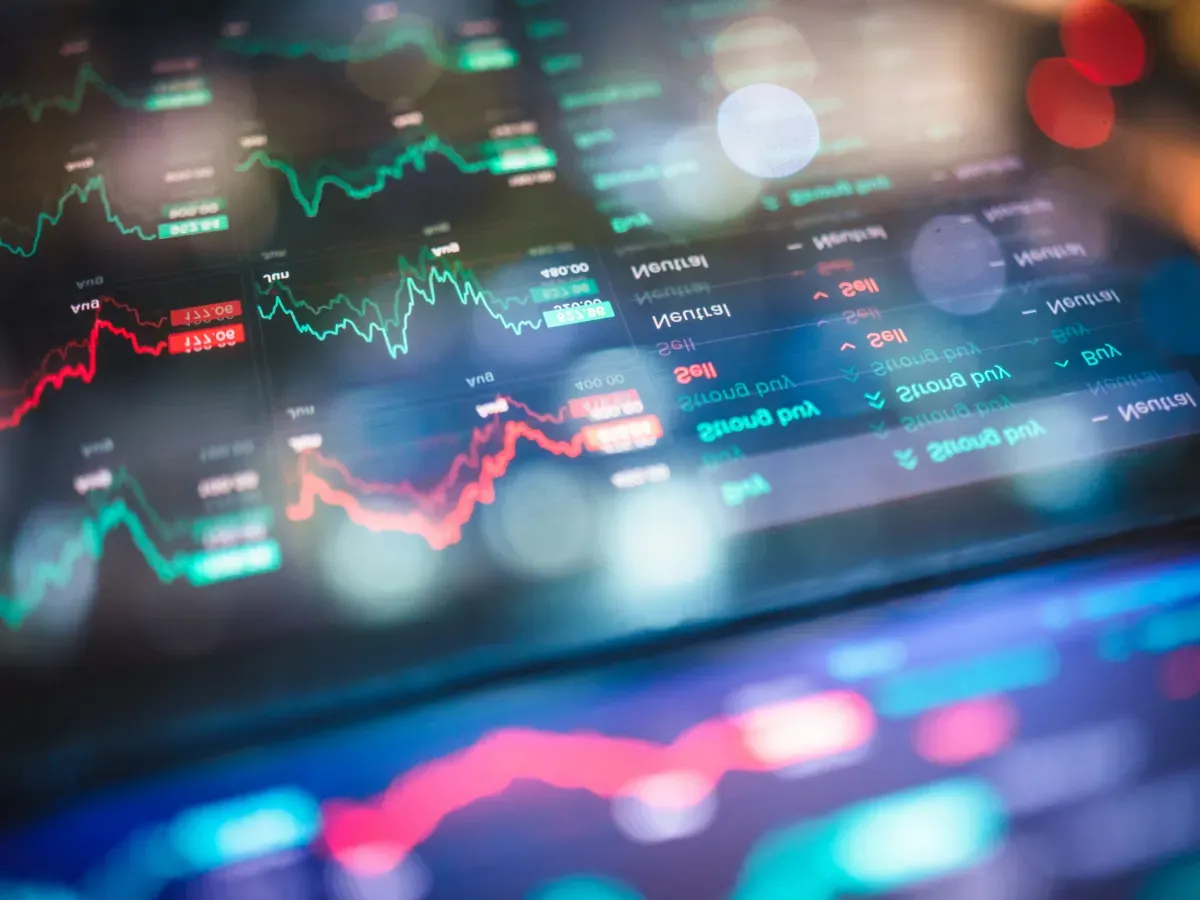 Financial market volatility on digital interface with fluctuating trading data real-time stock market analysis and investment trends. (Stock picture/Getty Images)